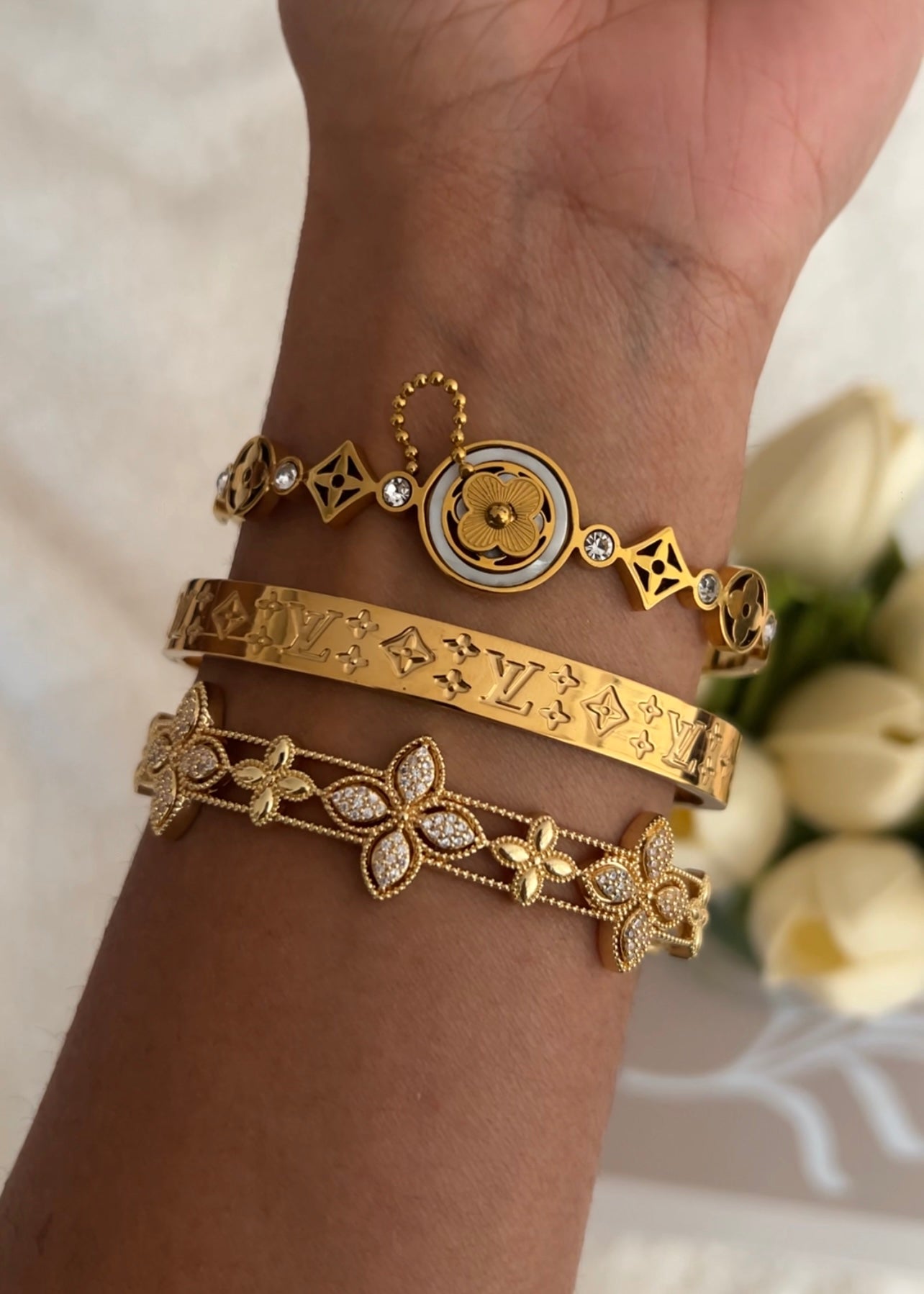 Bangle Livy