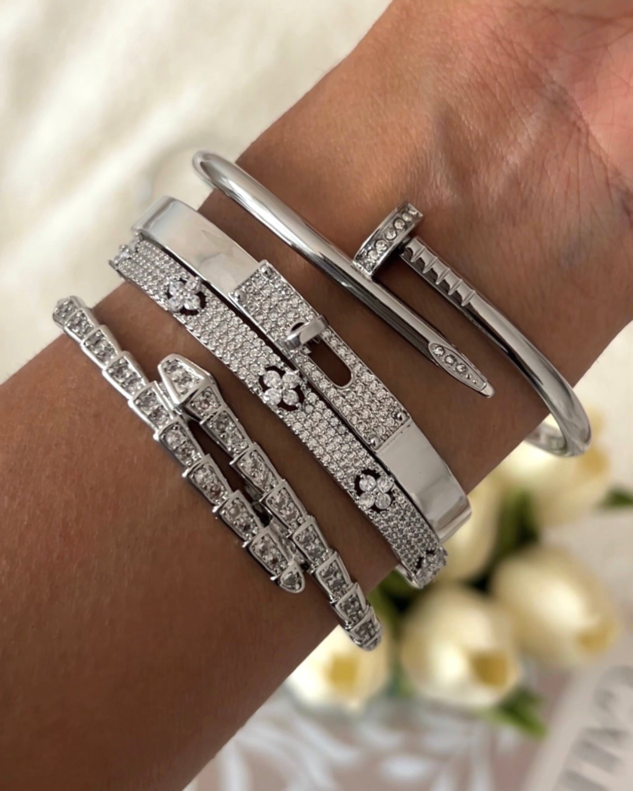 Bangle Serpenti