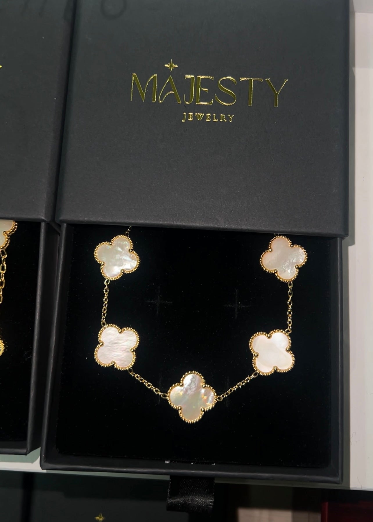 Pulsera Clover Shell || White