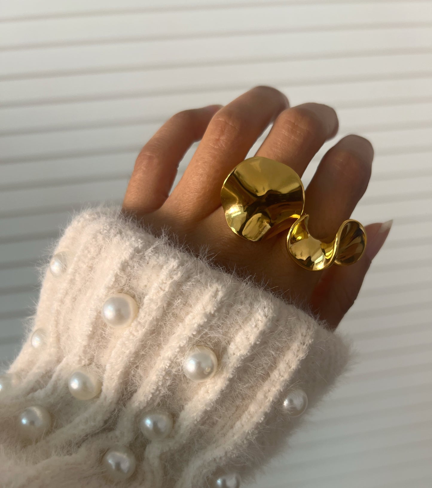Lockiger Ring