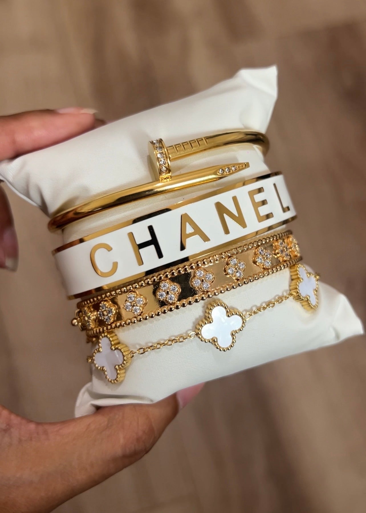 Stack Luxe