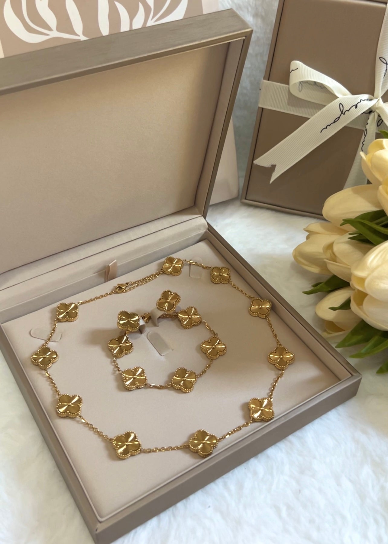 Set 10 Motif || Laser Gold