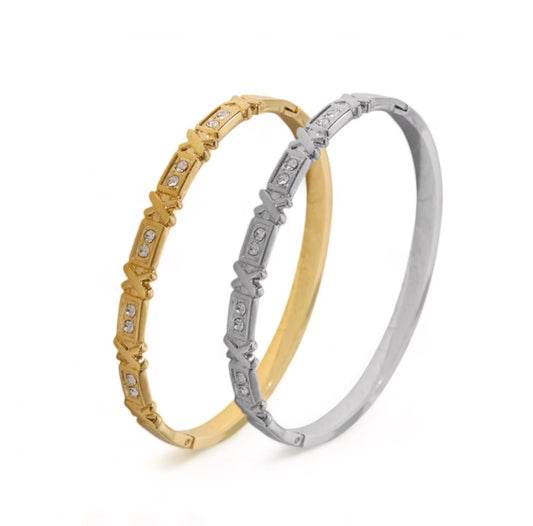 Bangle Indira