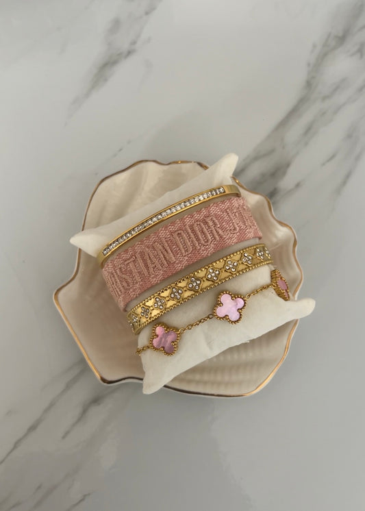 Stack Pink Clover