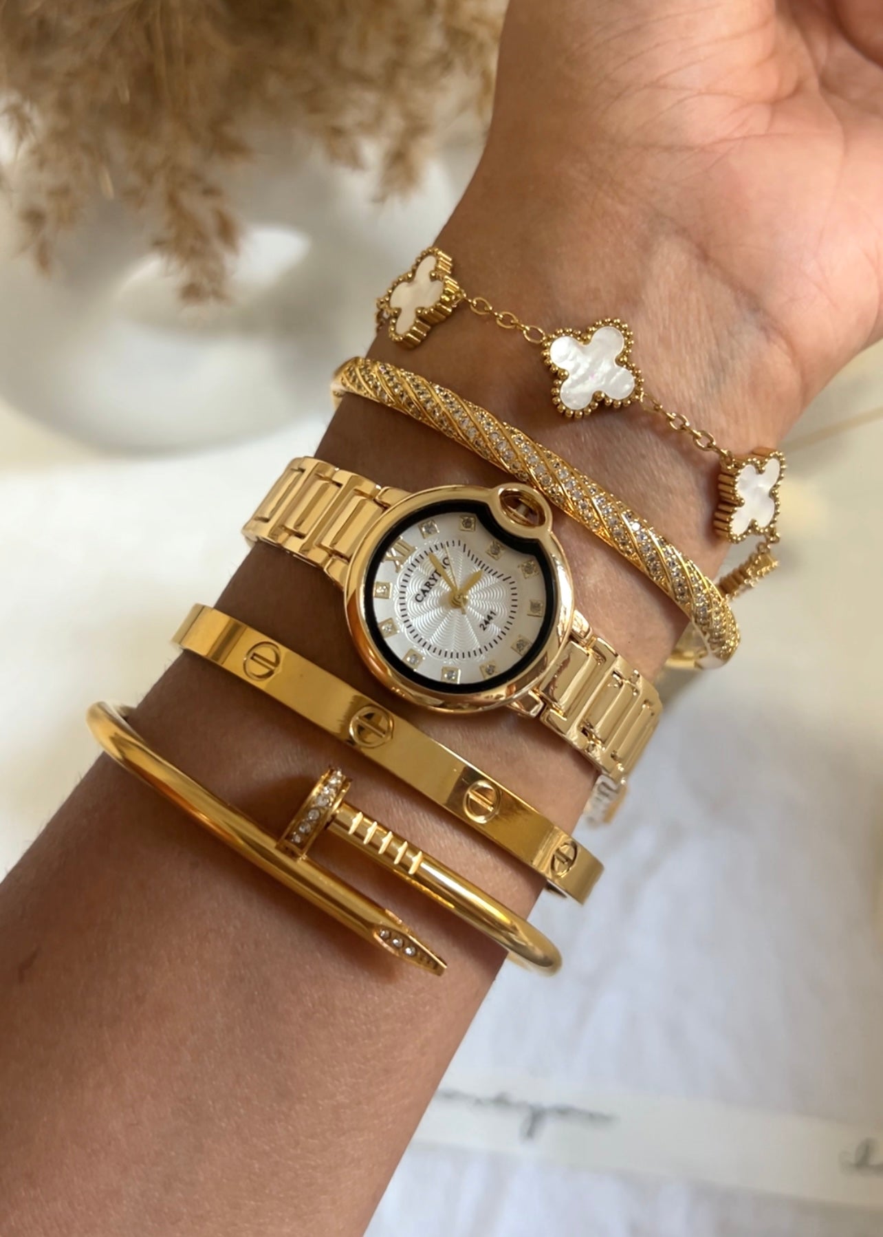 Bangle Diamond Nail