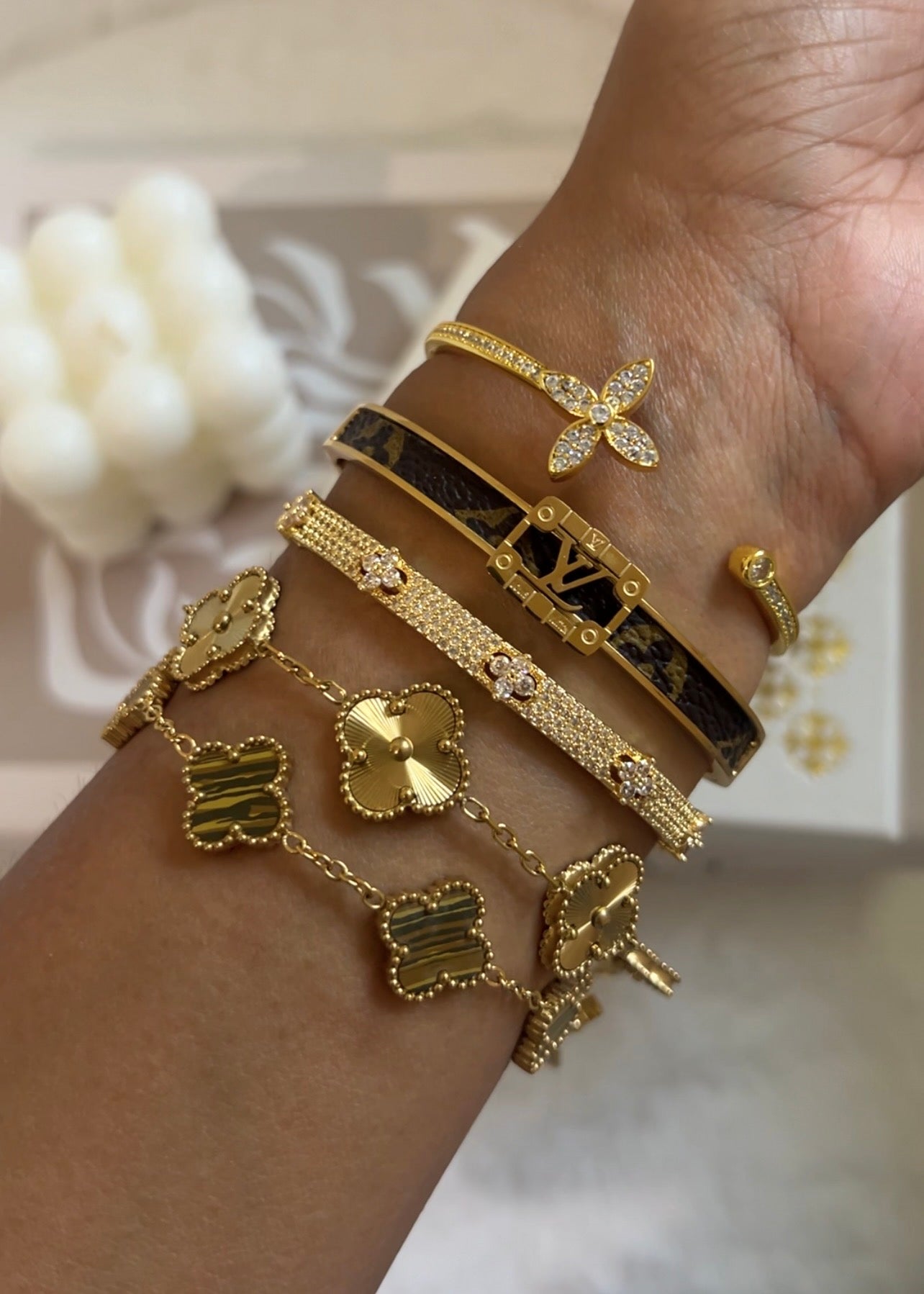 Bangle Kira